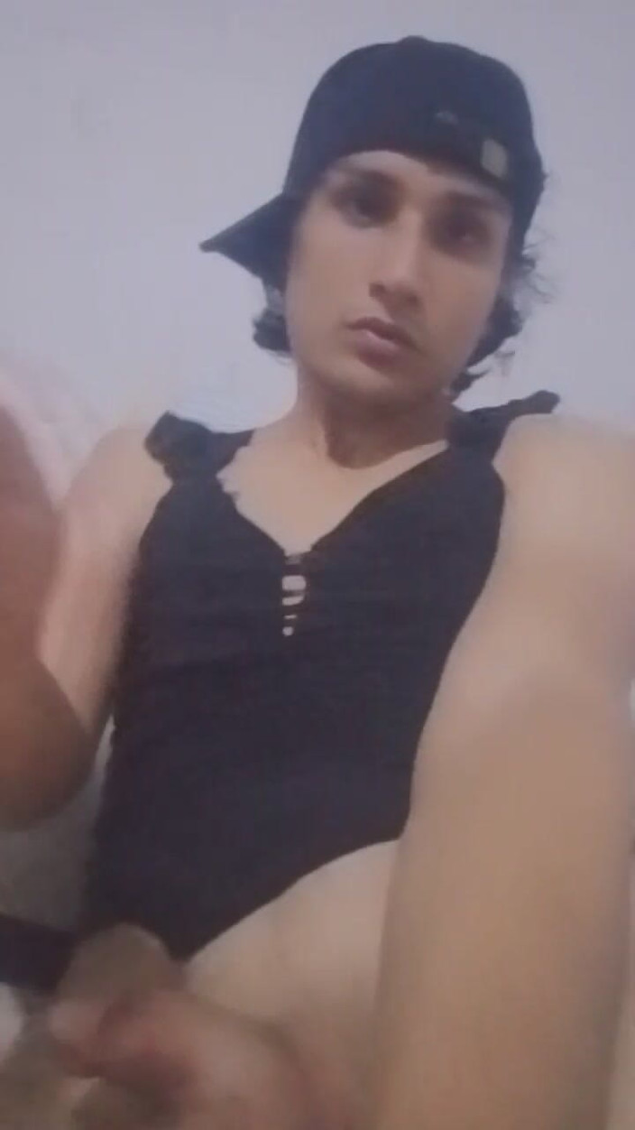 femboyass469: Femboy Sissy Memukul Pantatnya Sehingga Dia Meninggalkan Lubang Merahnya !!