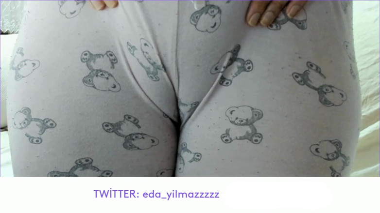 bigass_sexy_bigboobs: choot- pajaama- phooli huee choot- sooji huee choot
