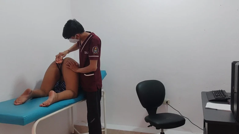 Goky: Gadis sekolah sange di kantor