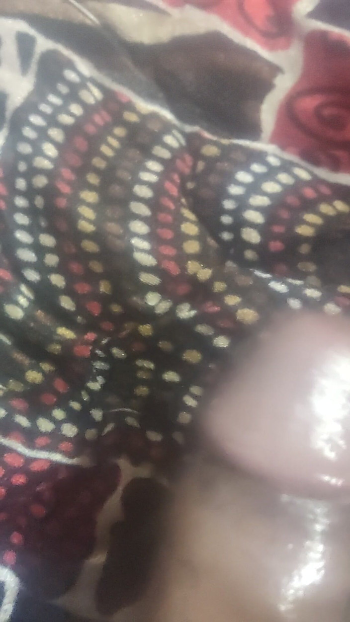 Gigolo Tv: Ho visto il mio fratellastro scuotere il pene