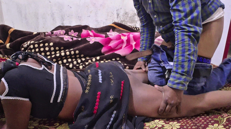 ExcitedWomen: India tía en sexo casero