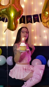 It's My Birthday! Sing to Me