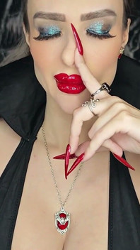 Reprogramación De Aroma De Vampiros Sexy Con Garras Largas