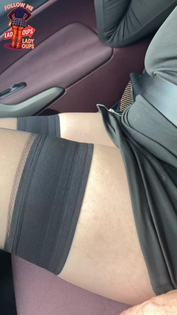 Lady Oups: Pelacur Dalam Kereta Palam Dubur Dan Payudara Besar Untuk Wanita...