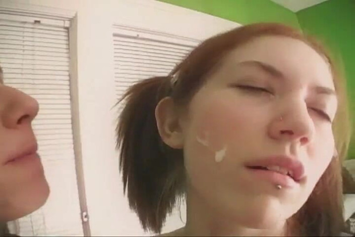 Oldschool X: Lesbický nadržený teen sex