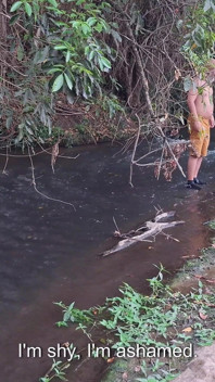 Pertemuan antara orang asing di sungai berakhir dengan seks yang tak terduga