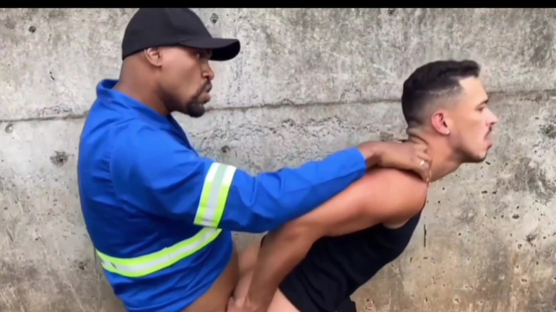 TheBlacKHunterr: Cruisen hinter der wand