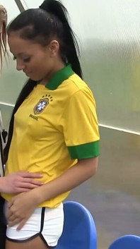 Jugador brasileño follando al árbitro