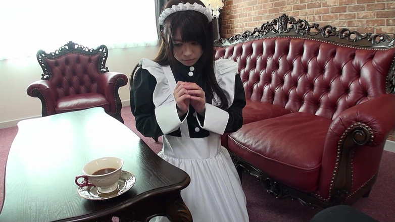 Asian porn collection: Unzensierter JAV-Porno mit zierlichem japanischem teen-zimmermädchen, das zu einem intensiven...