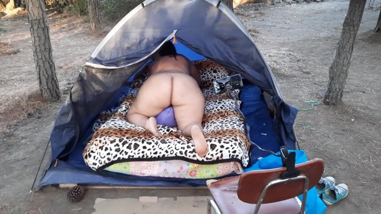 Riderqueen: Outdoor's hairy pussy BBW