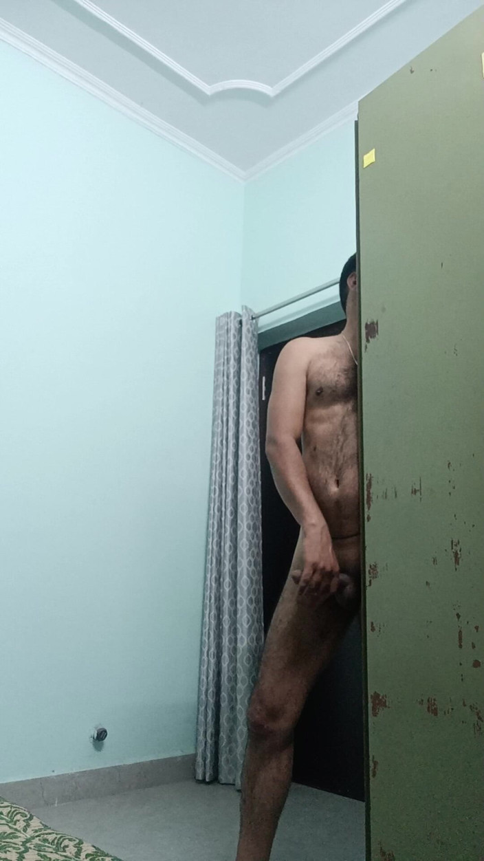 Rajasthani-old-lover: Bărbatul indian desi savurează masturbarea 