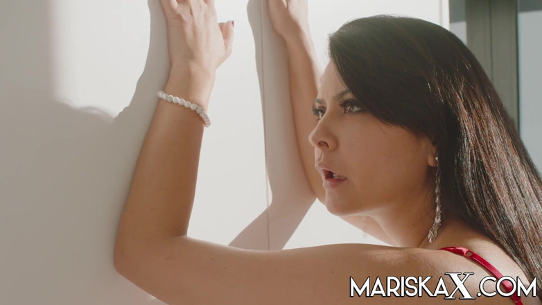 Mariska x: Mariskax busty Latina MILF Mariska fucked by her lover