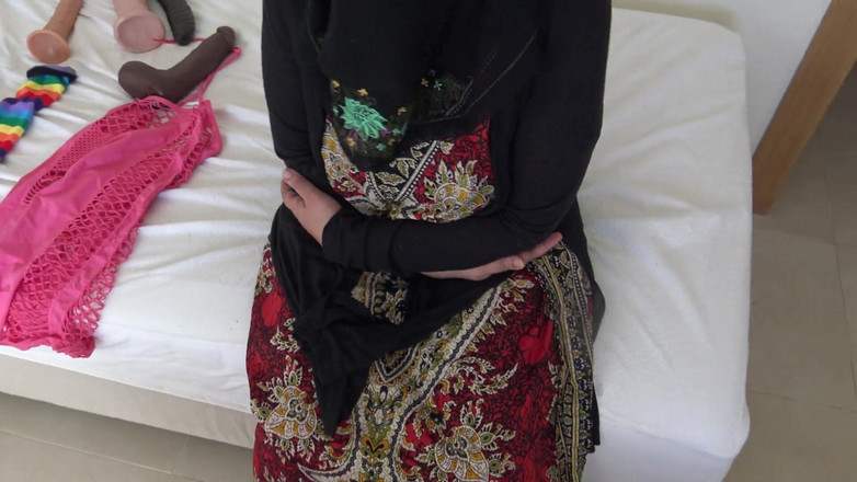 Souzan Halabi: Dame begint te werken in een Duits bordeel