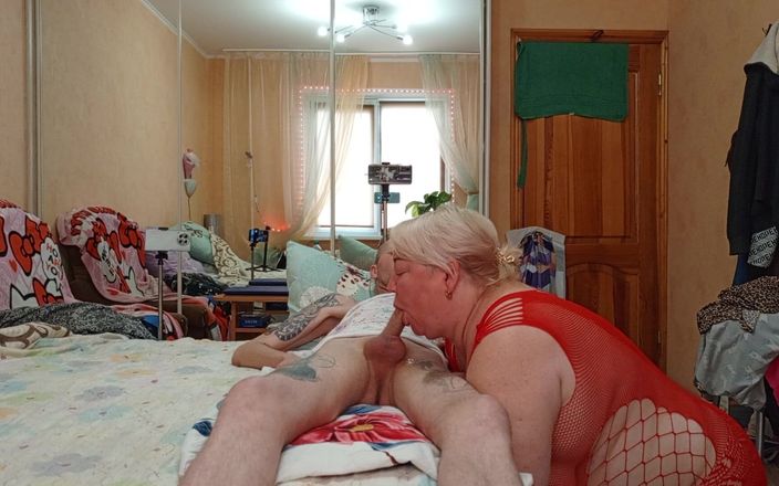 Zona901: Döle aç kayınvalide yumurtaları boşaltıyor ve kalın döl yutuyor