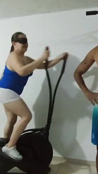 Trio Con El Vecino Y Mi Marido