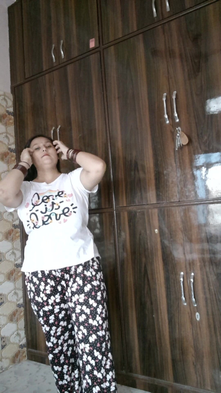 Puja555: 젖탱이를 빨아주는 18세 의붓아들