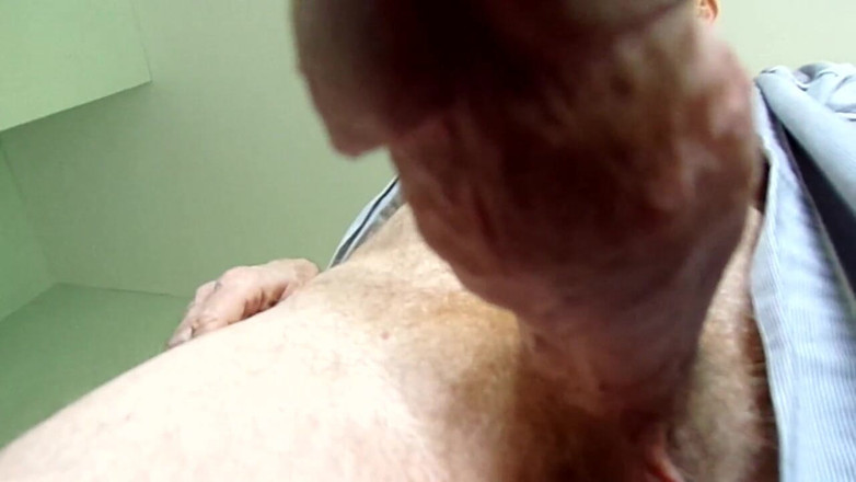 Hairyartist: Ukázat lekci respektu ptáka 1 od kadeřníka