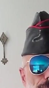 The Singlet Smoker