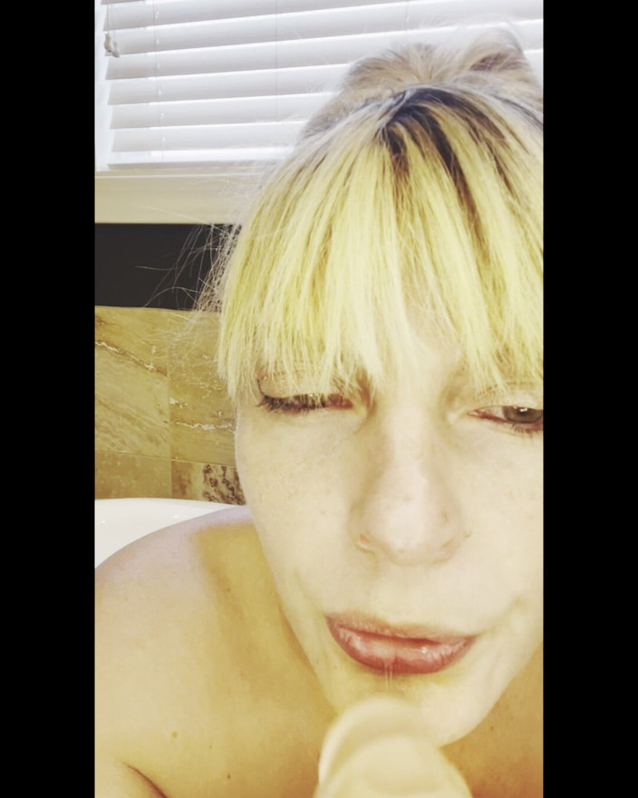 Whitneylane: Tinder约会缩小成为我的成人玩具