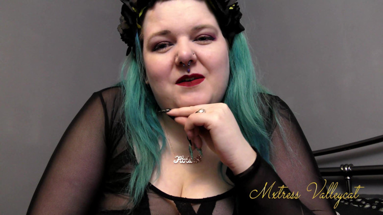 Mxtress Valleycat: Gothic hotwife