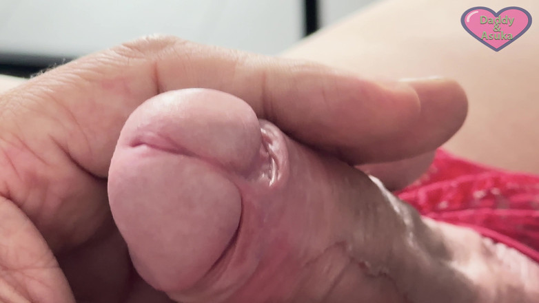 Daddy and Asuka: Sexy roodharige Asuka krijgt een aftrekbeurt en close-up blik op...
