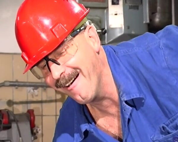 Porno Cloud: Workers Pissing World.