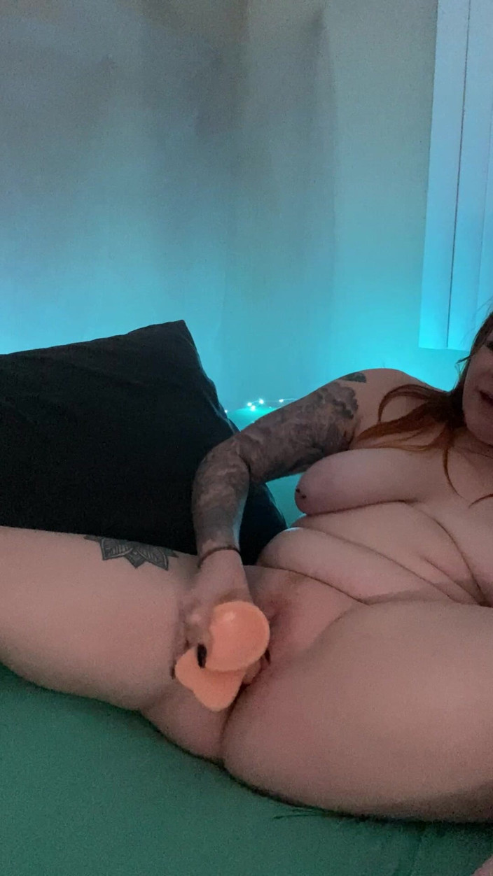 Miley Coxxx: Late Night Mind-blowing Orgasm BBW Redhead Miley Coxxx