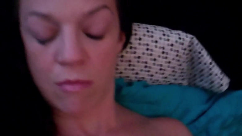 Leon Lambert Girls Twerk Parties CFNM: Gros gode masturbation dans une caméra amateur en POV pour...