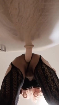 Sissyhusband posiert und dildo 3