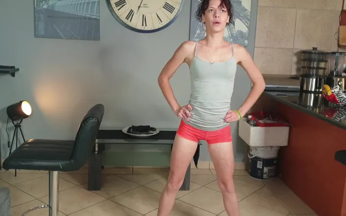 petite-mia: Skinny Brunette Pissing in Her Yoga Pants While Stretching and...