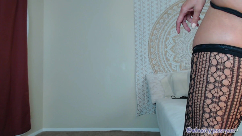 JessRyan: La miLF twerk di oggi scuote il culo