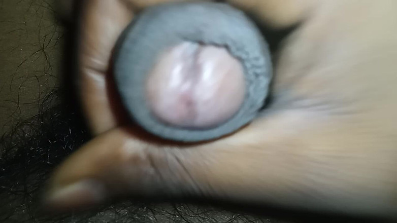 CornyMorale357: Heute hat mein Penis alle Grenzen überschritten.