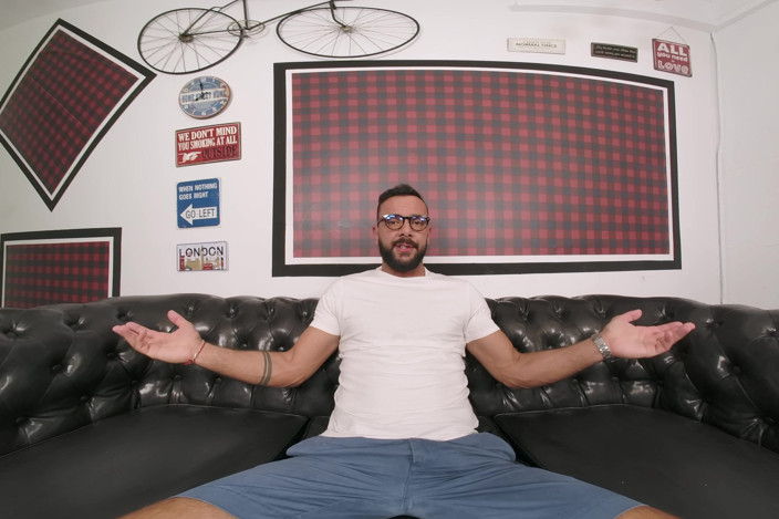 Virtual Real Gay: Online Teacher