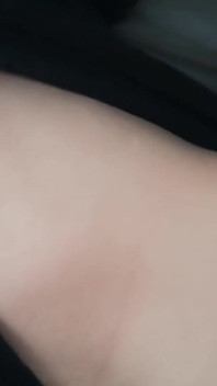 Ochtendlijke striptease en masturbatie