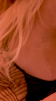 Une femme décorée