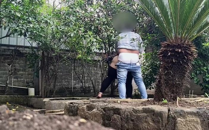Telugu-fuckers: Дезі зведена сестра на відкритому повітрі jungal трахається з масажем зведеного брата з великими цицьками