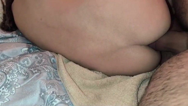 Blondasexy00: Fratele Vitreg Mă Fute Pe La Spate Cu Pula Lui...