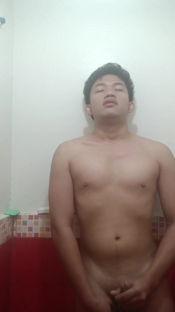 Rent A Gay Productions: Horny Filipino Is Horny and Lets It Out