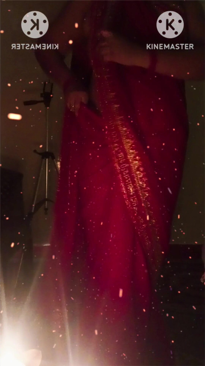 Ankita10000: Pankhuri Kunal在红色酒店房间拍摄