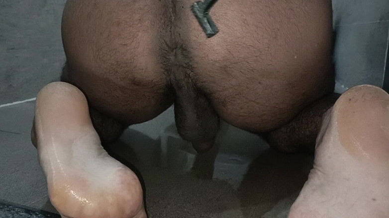 LovedSunsine1990: Necesito un chico para hacerme el pelo detrás