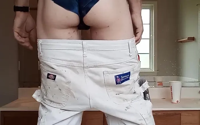 The Lizard King: Watch me peel off my shorts