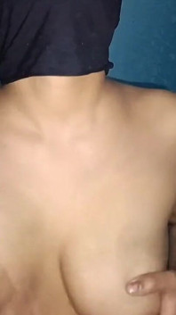 Cipka Shreya Bhabhi jest taka, że sprawi, że twój kutas będzie mokry