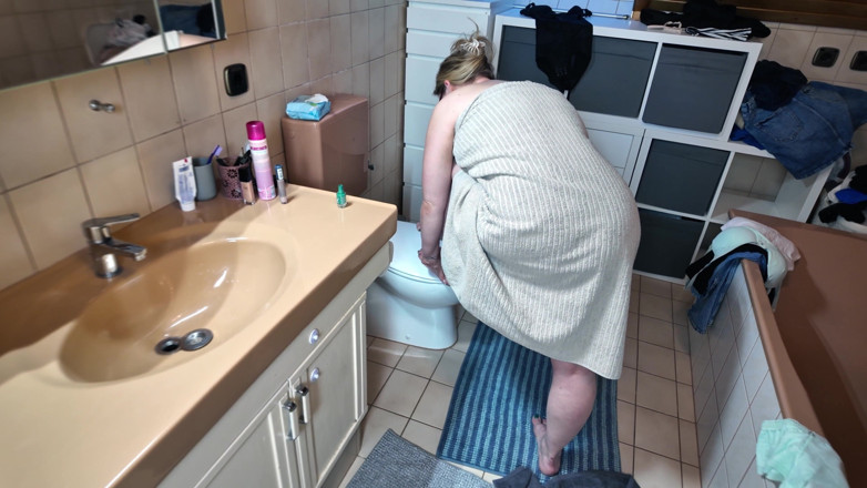 Karina Nelson: I Just Wanted to Paint My Nails, Then He Came...
