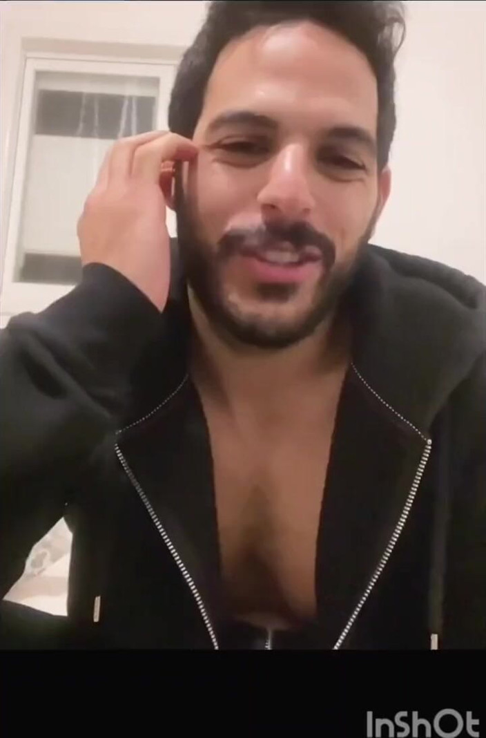 Grayalpha: Muž se sprostě mluví