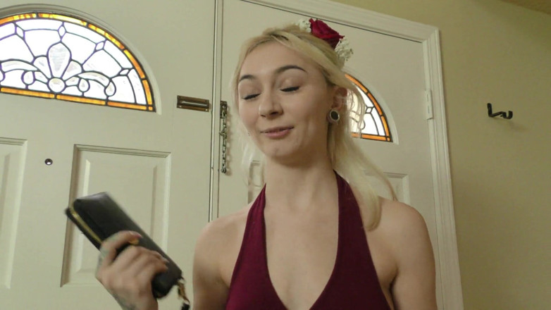 Perv Milfs n Teens: Chloe Temple's Stepdaddies Dick Is Bigger Than Her Dildo So...