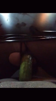 Ich bin eine griechische Sissy, verrückte schlampe mit riesigem spielzeug in mir und öffne mein Loch mit verrückter anal-masturbation