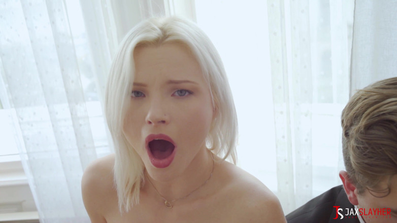 Jax Slayher: Budapest panik sama pelacur paling hot