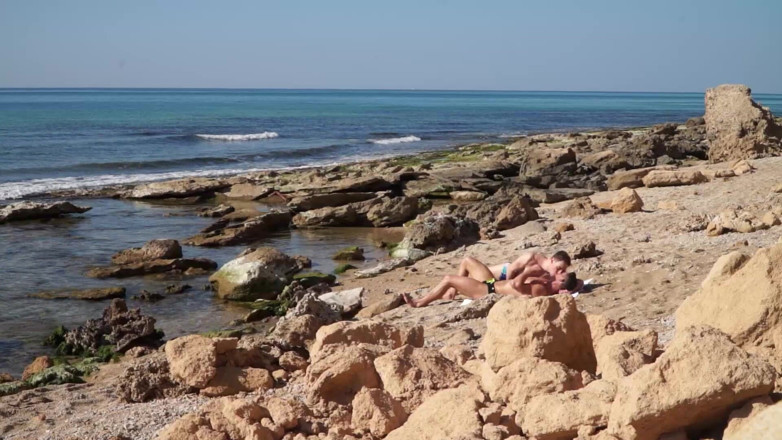 NakedSword: Kiss and Tel Aviv Scene 1: Cock by the Ocean 1