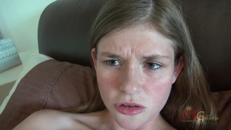 ATK Fans (Girlfriends): Dünner teenager bekommt creampie