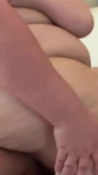 Brünette ssbbw gefickt, nachdem sie einen möpse gegeben hat